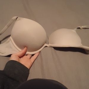 Victoria Secret Extra Push Up Bra